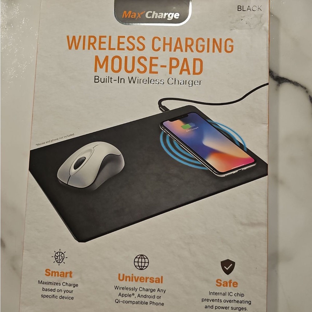 Wireless Charging Mouse Pad New in Box